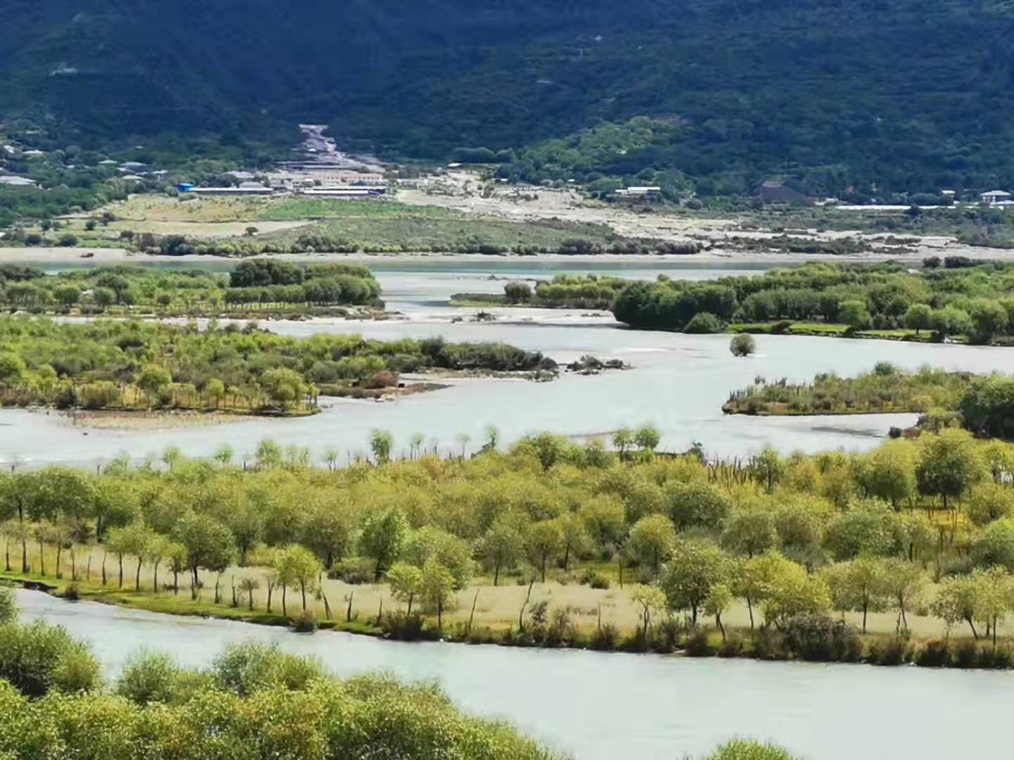 租車自駕游林芝：尼洋河拍攝地